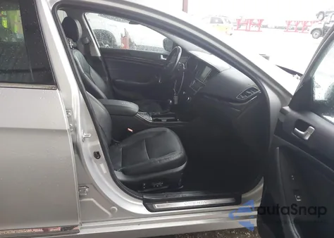 2016 Kia Cadenza z USA, uszkodzony, nr VIN KNALN4D77G5215494